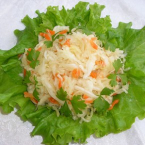 Салат из квашенной капусты